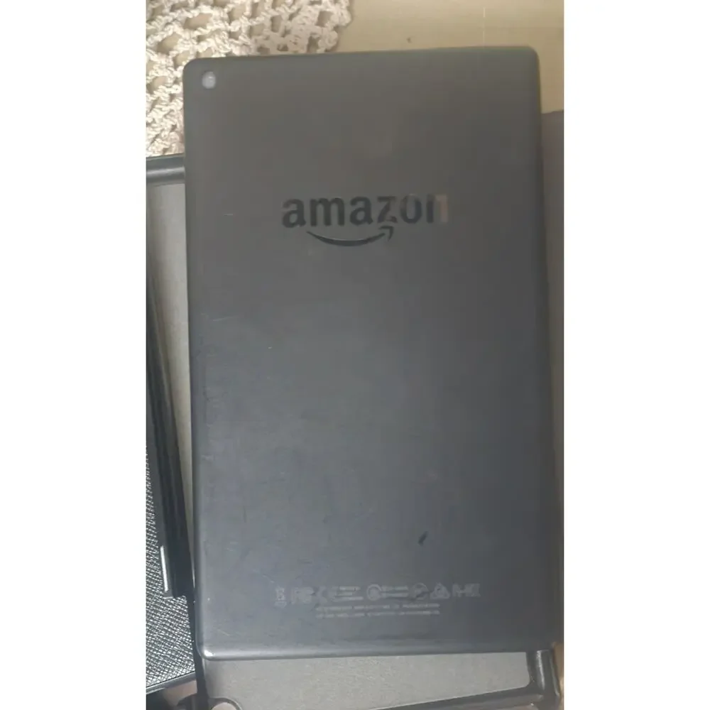 Kindle Fire HD 8 (8th generation) bundled with Case
